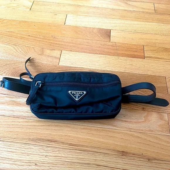 Prada Re-Nylon Belt Bag Black - Never Worn, Pristine Condition - Picture 1 of 4